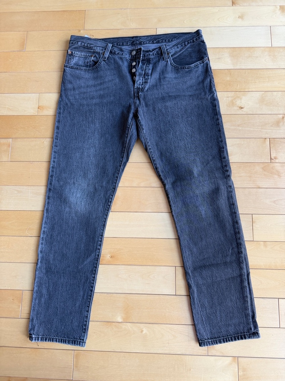 501 Levi's Grey Washed Straight Jeans